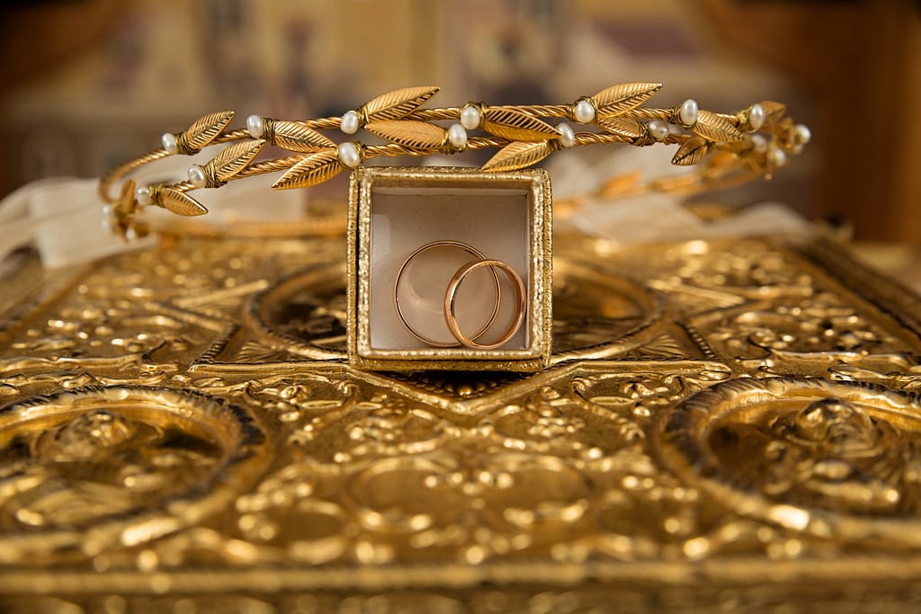  GOLD JEWELRY