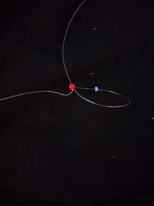 Thread beads form a cluster 