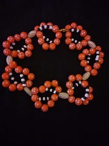 Orange necklace DIY